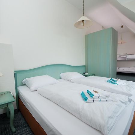 Hotel Ziegenkrug Schweriner Tor Pampow Bagian luar foto