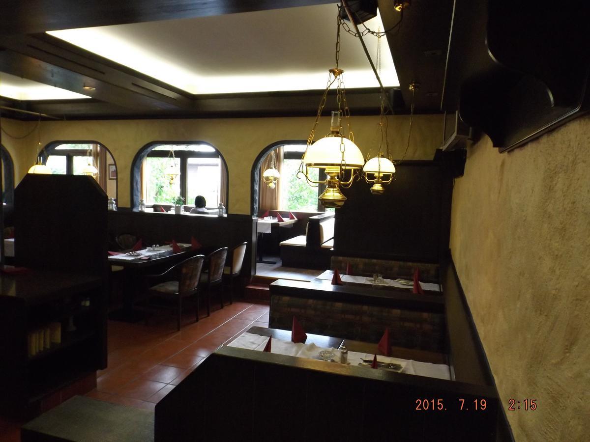 Hotel Ziegenkrug Schweriner Tor Pampow Bagian luar foto