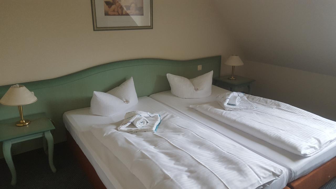 Hotel Ziegenkrug Schweriner Tor Pampow Bagian luar foto